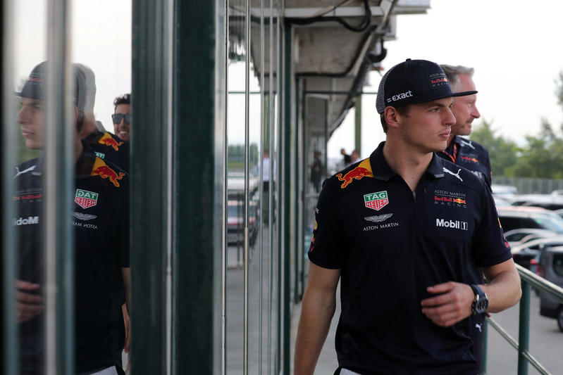 F1 | Delusione Verstappen sotto la pioggia: “Non avevamo aderenza” [VIDEO]