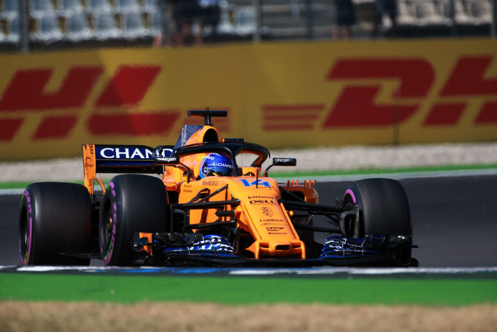 Formula 1 | McLaren, Alonso chiude la qualifica col sorriso: “Undicesimo posto fondamentale in vista della gara”
