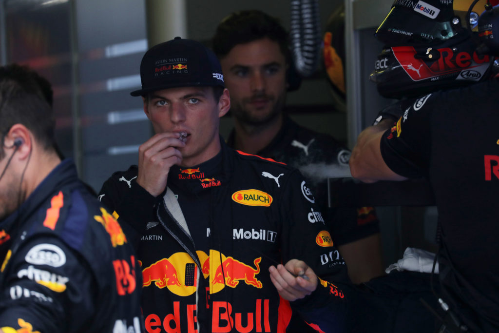 F1 | Red Bull, Verstappen chiede scusa: “Via radio non avrei dovuto utilizzare quelle parole dettate dalla foga”