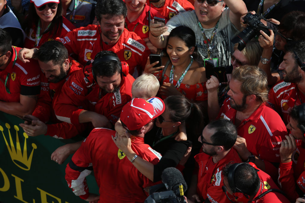 F1 | Ferrari, Raikkonen sul futuro: “Mi piacerebbe restare, ma la decisione spetta al team”