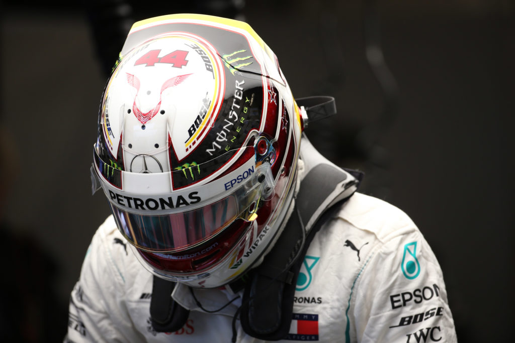 F1 | Mercedes, Hamilton: “In caso di bagnato, sarà cruciale la scelta tra intermedie e full wet”