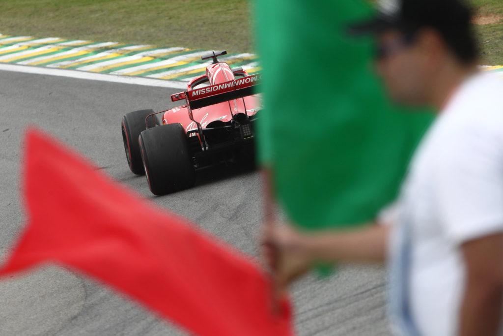 F1 | Ferrari ad Abu Dhabi con un’ala anteriore pensata per il 2019