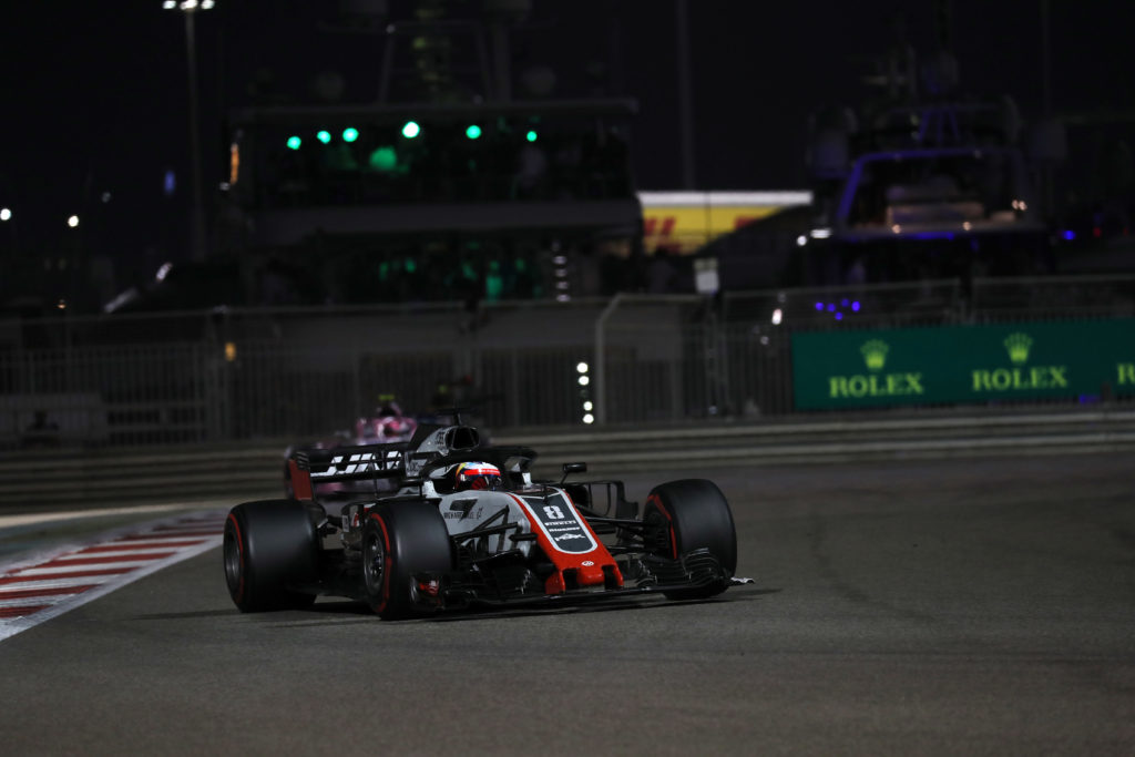 F1 | Haas, Grosjean: “Ala anteriore danneggiata dopo il contatto con Hulkenberg, quindi va bene così”
