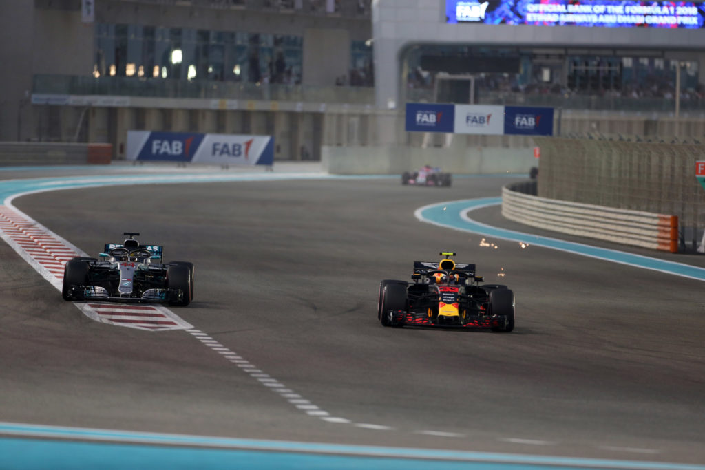 F1 | Hamilton non ha dubbi: “Verstappen e Leclerc saranno in partita per il titolo”