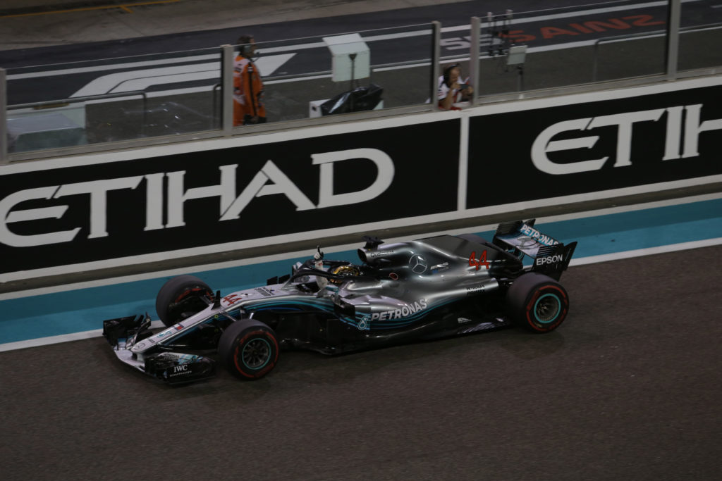 Formula 1 | Mercedes, Wolff lancia l’allarme: “Il nuovo motore ci sta creando qualche piccolo problema”