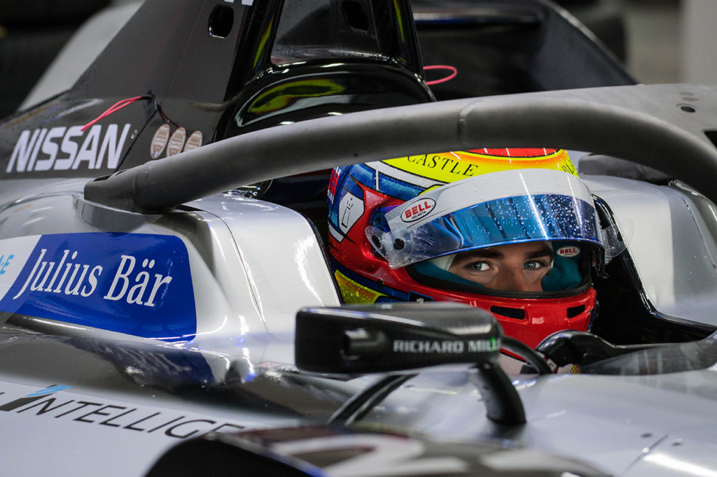 Formula 1 | Rowland si schiera dalla parte della Formula E: “F1? Le gare sono una lunga processione”
