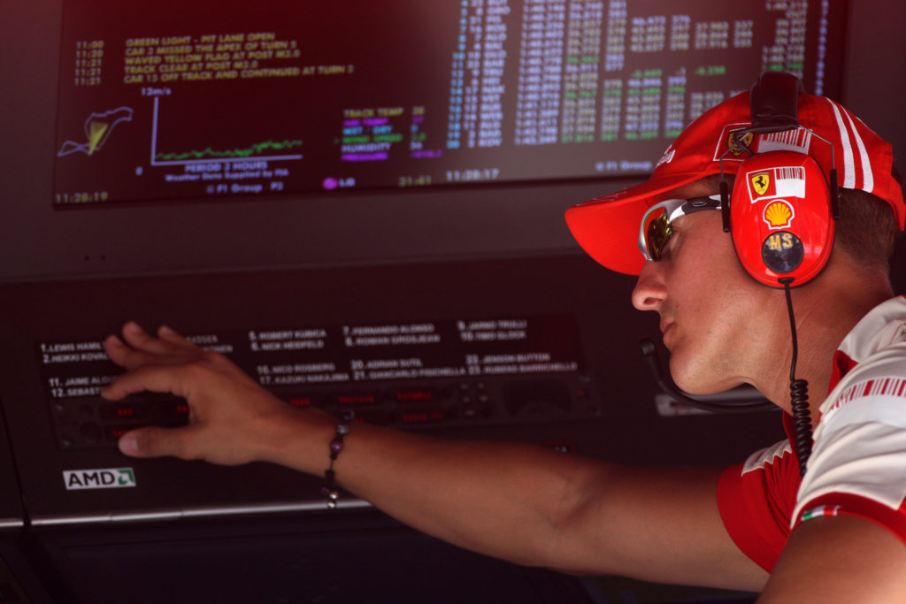 F1 | La Ferrari incoraggia Schumacher nel giorno del suo cinquantesimo compleanno: “Siamo tutti con te, Michael”