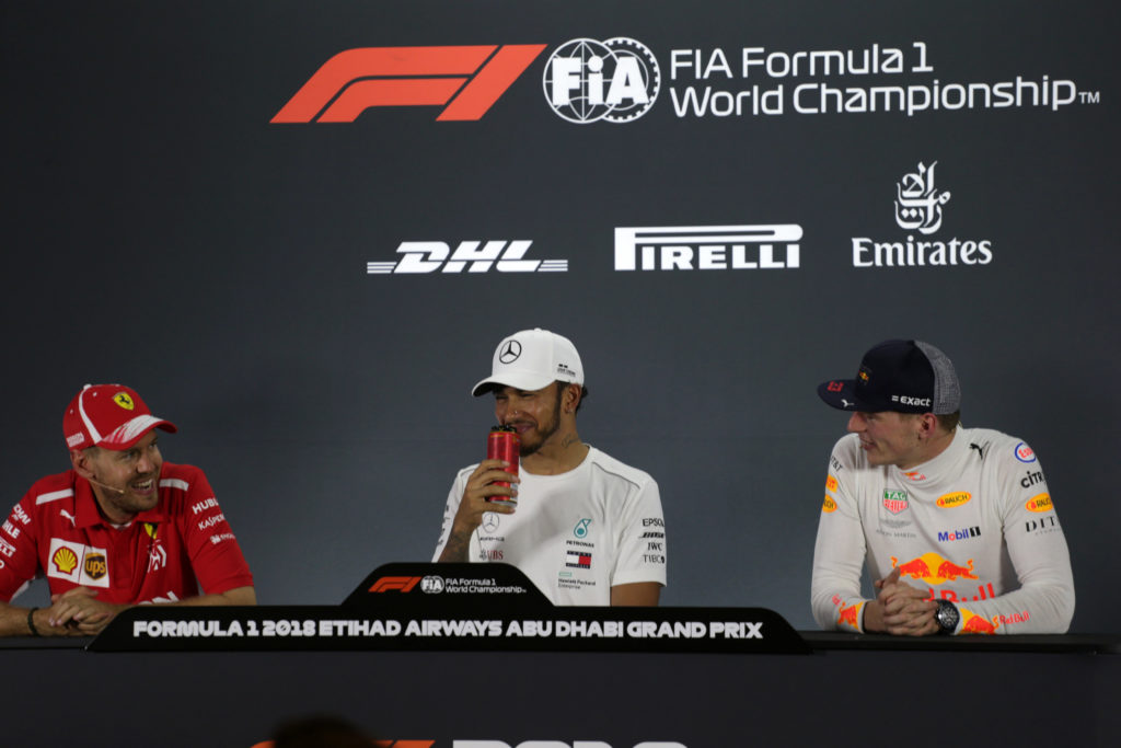 F1 | Verstappen: “Sarebbe sconveniente andare adesso alla Mercedes o alla Ferrari”