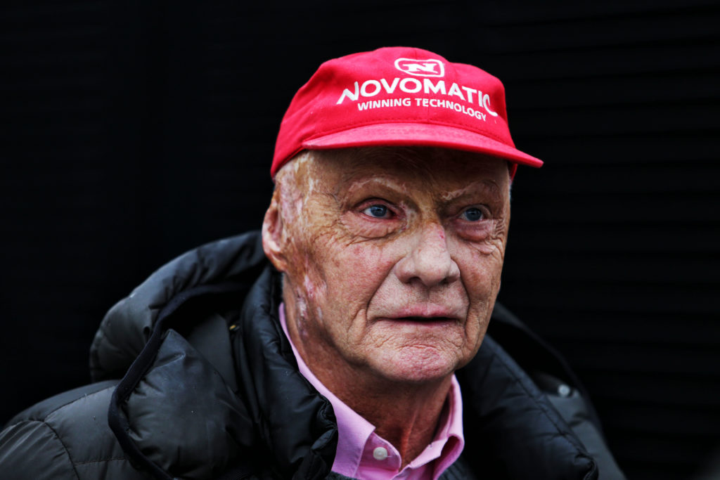 F1 | Il Circus omaggia Niki Lauda: “Auguri leggenda”
