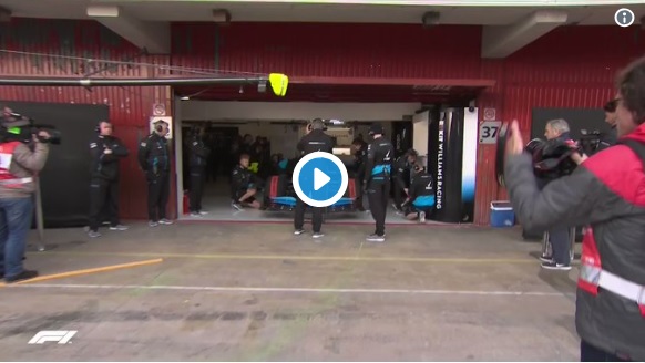 Formula 1 Test | Williams, Kubica in pista per i primi chilometri con la FW42 [VIDEO]