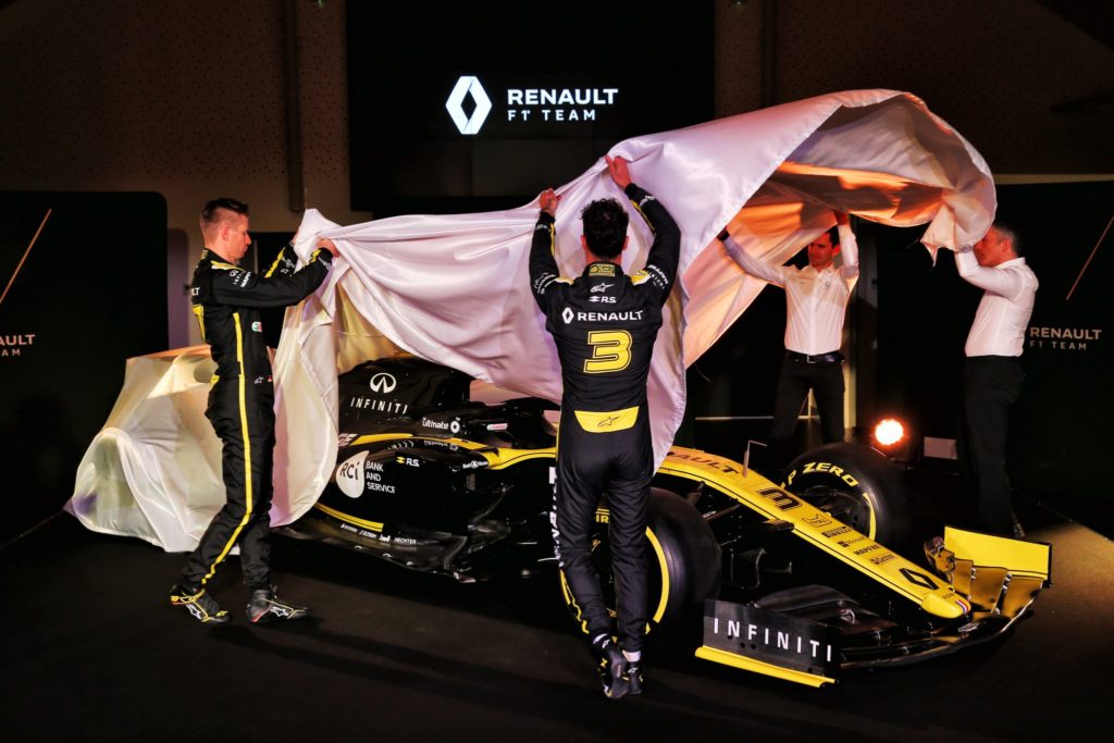 Formula 1 | Renault, Budkowski loda la squadra: “La RS19 è il frutto dei tanti investimenti portati avanti nell’ultimo anno”