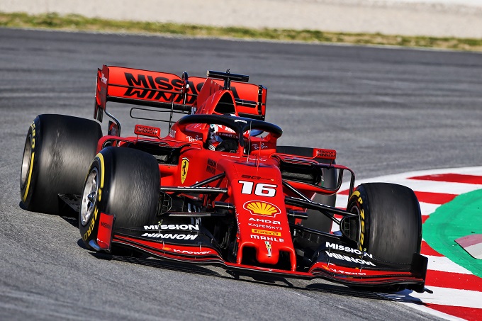 F1 | Ferrari, Leclerc e il “16”