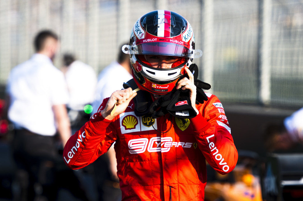 F1 | Ferrari, Leclerc: “Vettura difficile da guidare a inizio gara, è migliorata dopo il cambio gomme”