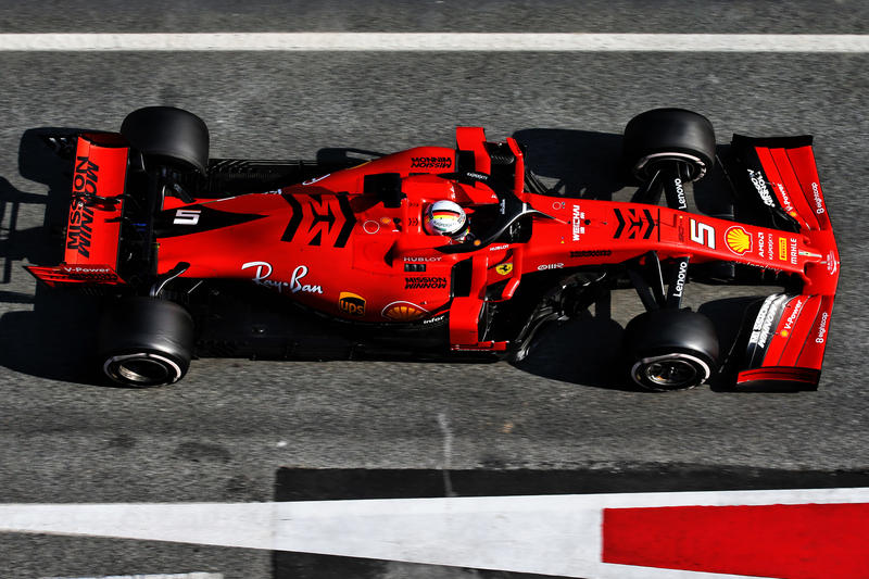 Test F1 Barcellona Sessione 2, Day 4: Vettel primo con stop, Hamilton vicinissimo