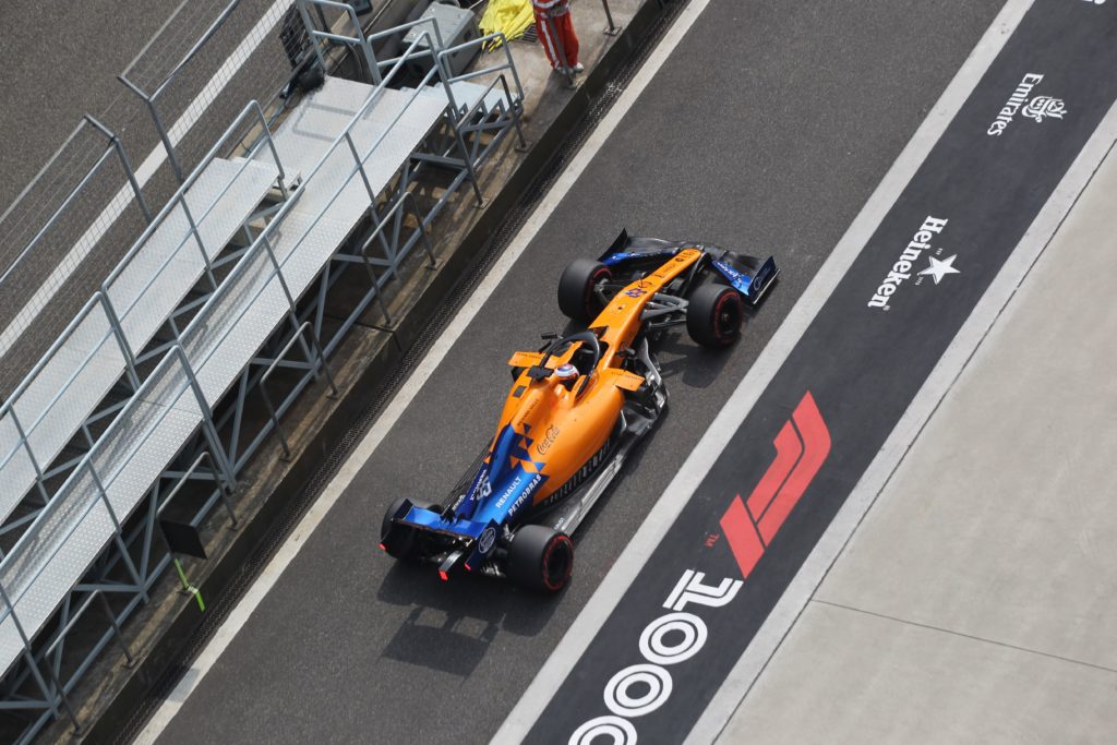 F1 | McLaren, Sainz: “Sapevo che il circuito di Shanghai avrebbe esposto i nostri limiti”