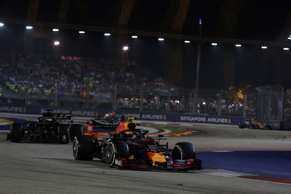 Formula 1 | Red Bull, Albon sul futuro: “Non ho ancora parlato con la squadra per il 2020”