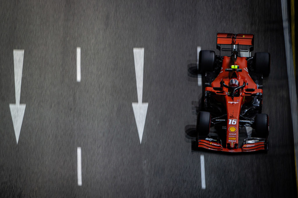 Formula 1 | GP Singapore, Leclerc detta il passo nelle FP3