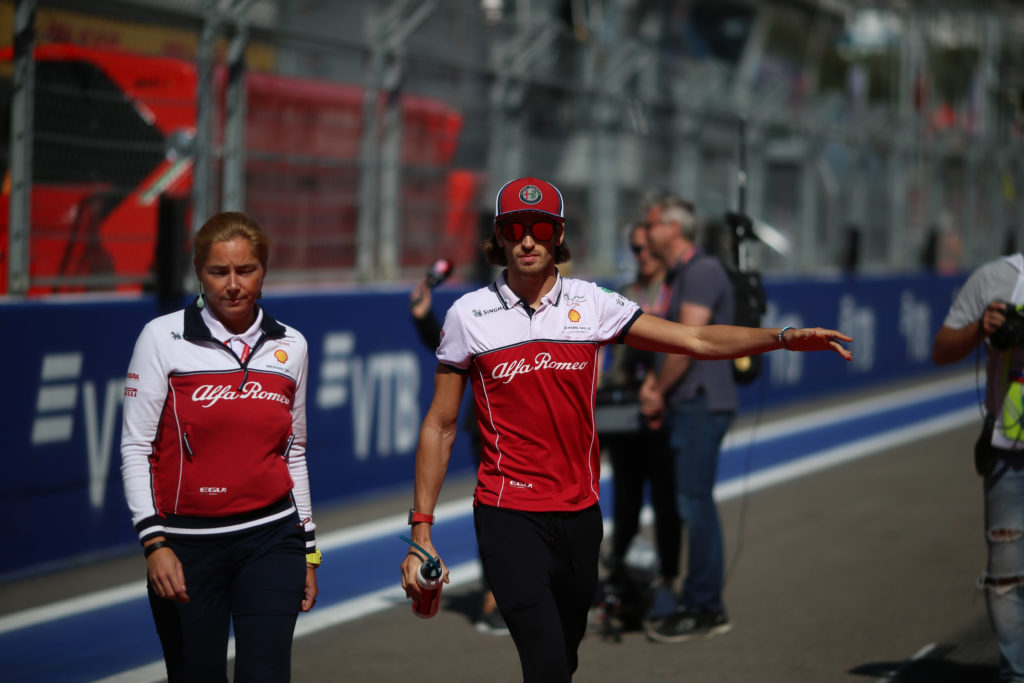 F1 | Alfa Romeo, Giovinazzi in cerca di fortuna: “Dobbiamo farla girare dalla nostra parte”