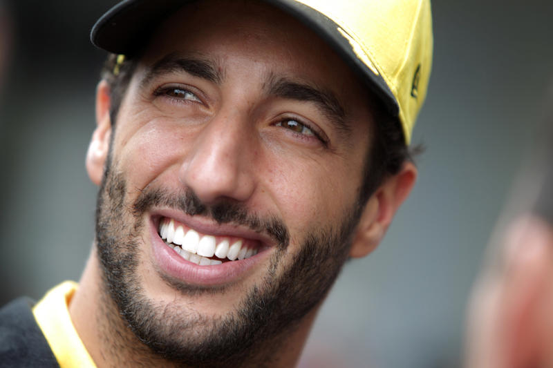 F1 | Ricciardo: “L’obiettivo per il 2020 è lo champagne”