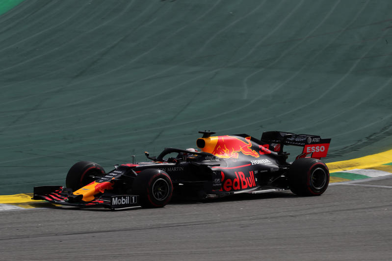 F1 | GP Brasile: vittoria di Verstappen su Gasly, che disastro Ferrari!