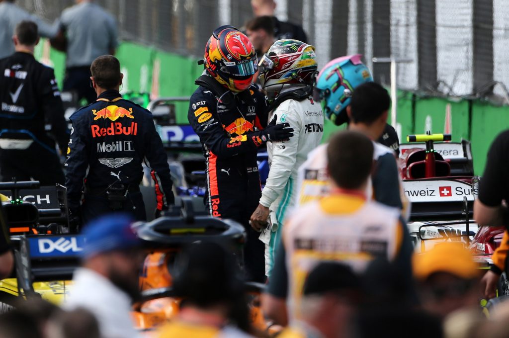 F1 | Mercedes, Hamilton si scusa con Albon: “E’ colpa mia”