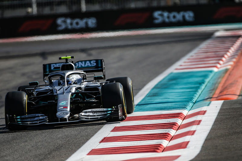 F1 | GP Abu Dhabi: Bottas si conferma il più veloce, Hamilton secondo