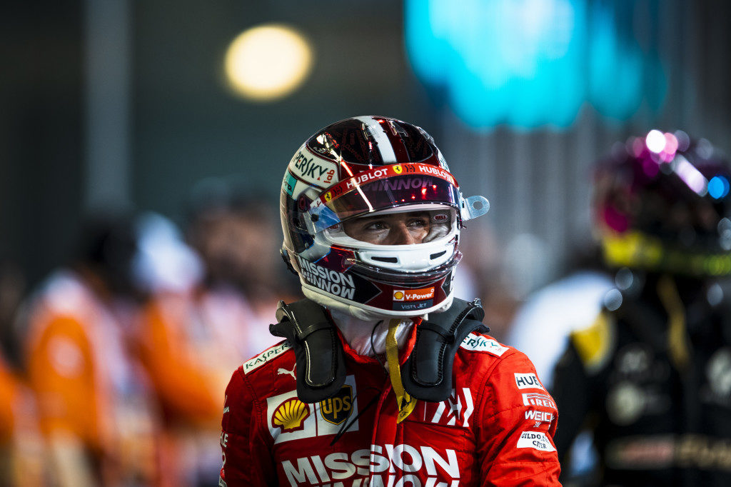 F1 | Leclerc sull’esperienza con il paracadute: “In Ferrari si sono arrabbiati quando l’hanno saputo”