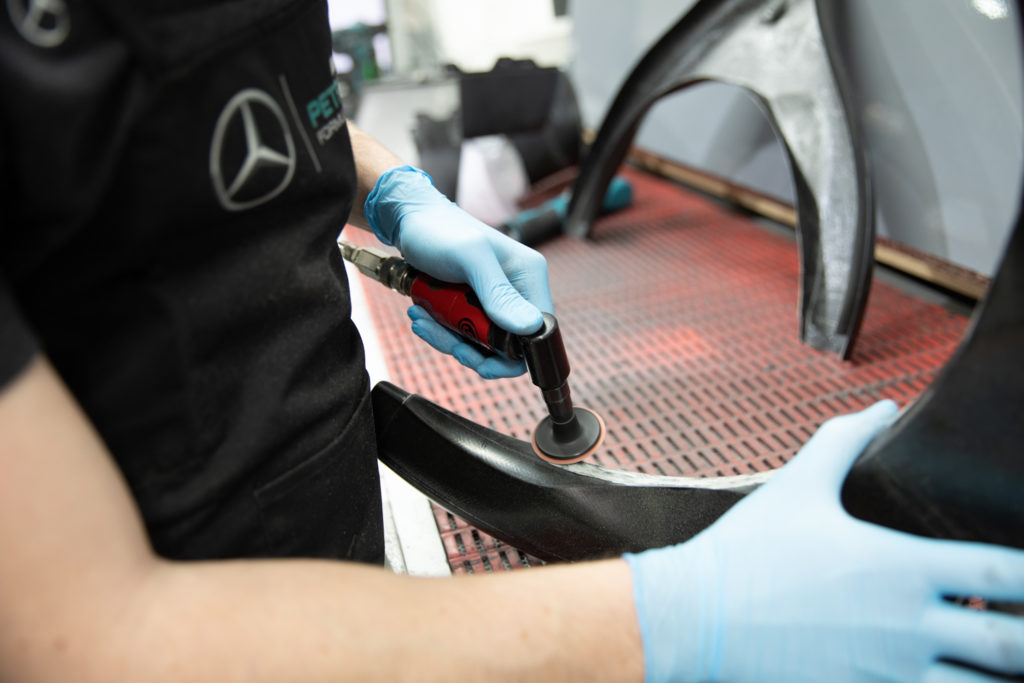 F1 | Nuova Mercedes W11, pubblicato il “fire-up” della power unit 2020 [VIDEO]