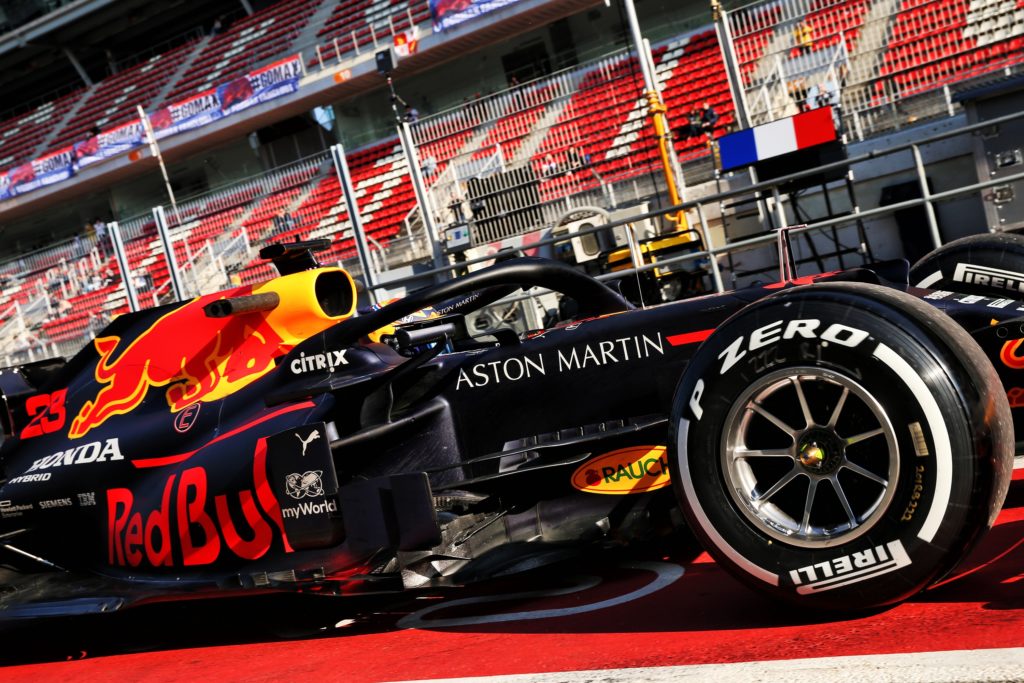 Test F1 | Red Bull, Albon: “Macchina nettamente migliorata rispetto alla RB15”