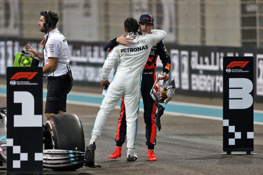 F1 | Verstappen commenta il futuro di Hamilton: “Non continuerà per sempre”