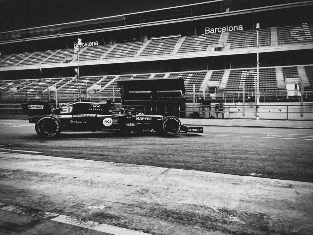 F1 | Renault RS20, Ocon e Ricciardo in pista a Barcellona per il filming day