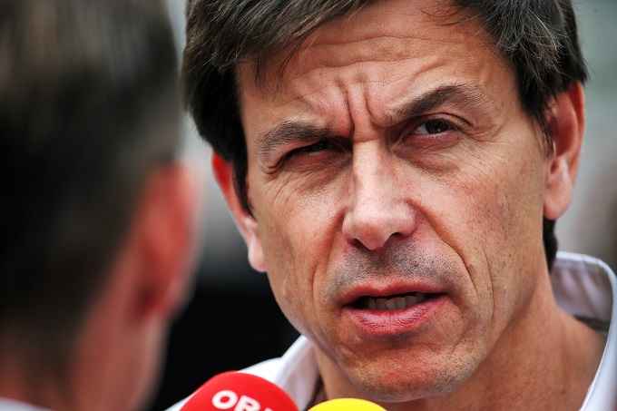 F1 | Wolff sui rinnovi di Verstappen e Leclerc: “Sarei sorpreso se avessero chiuso le porte ad ogni altra squadra”