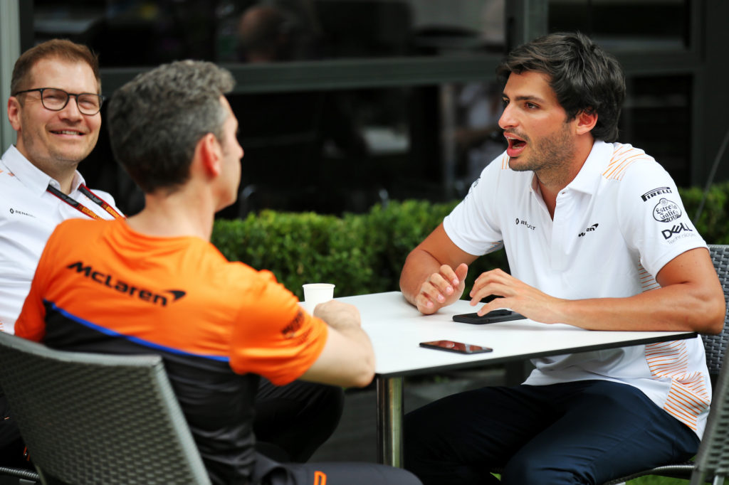 Formula 1 | Sainz sulla Ferrari: “Sono concentrato sul mio impegno in McLaren”