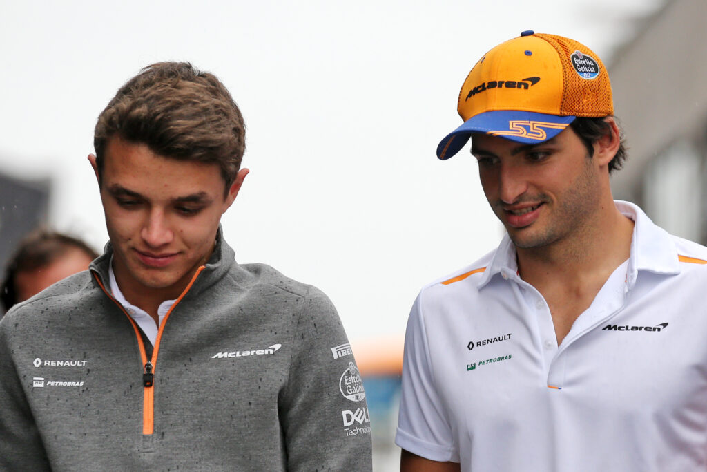 F1 | Sainz e Norris in pista con la Carlin: “Ci stiamo preparando per l’esordio in Austria”
