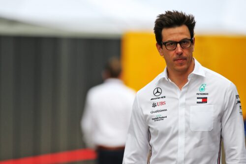 F1 | Mercedes, l’accusa di Wolff: “Qualcuno ci ha preso di mira per avere clic in più”