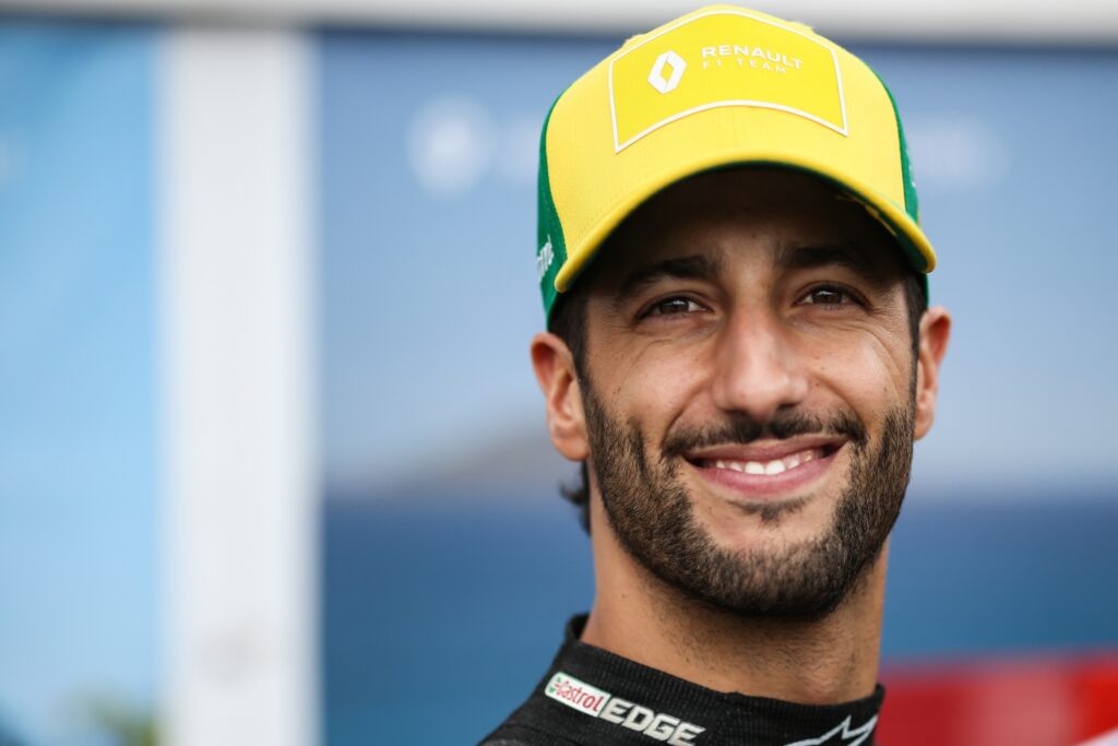 F1 | Renault, Ricciardo sul centro gruppo: “Tre team racchiusi in un decimo”