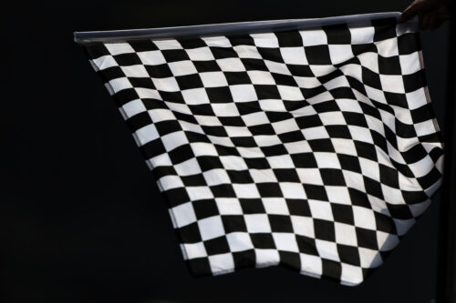 F1 | #WeRaceAsOne, in vendita la bandiera a scacchi di ogni GP per beneficenza