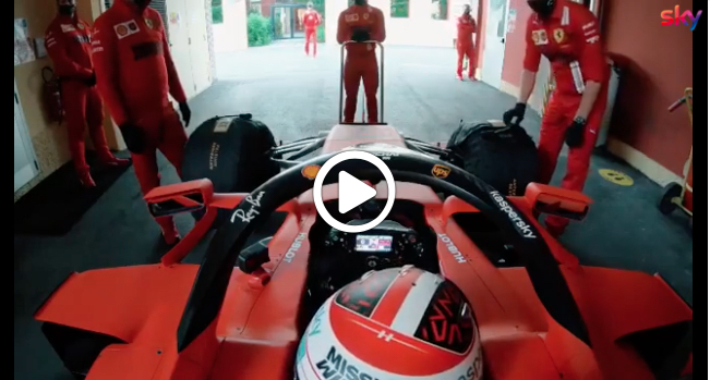 F1 | Leclerc guida la SF1000 per le strade di Maranello: l’onboard [VIDEO]