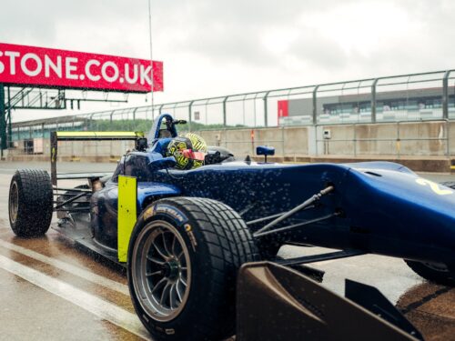 F1 | Norris in pista a Silverstone con il team Carlin