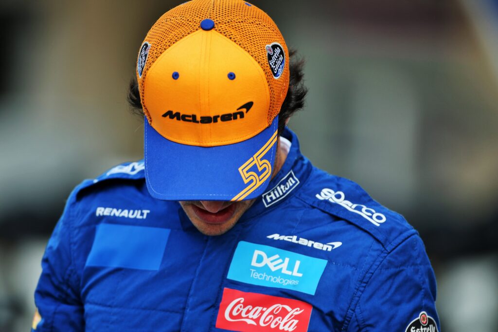 F1 | Carlos Sainz: “Non è il momento di pensare alla Ferrari”