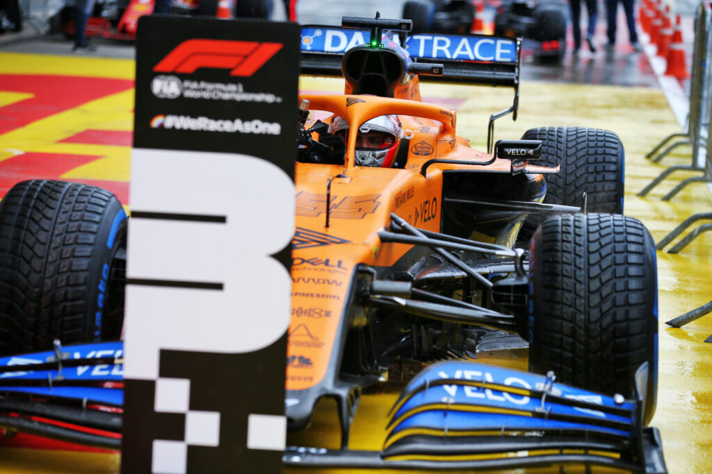 F1 | McLaren, Carlos Sainz conquista il miglior risultato in qualifica: “E’ davvero grandioso”