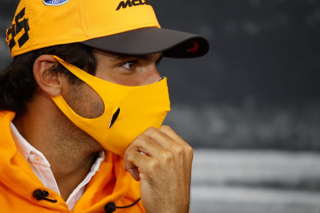 F1 | Carlos Sainz: “La Ferrari deve fare uno step molto, molto ma molto grande”