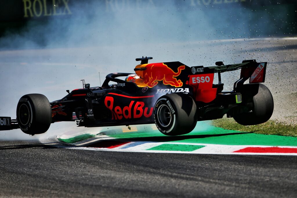 F1 | Red Bull, Verstappen: “Non è l’inizio che speravamo”