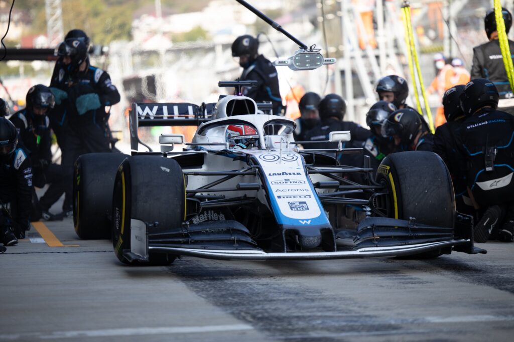 F1 | Williams, il rammarico di Russell: “Ho fatto molti errori”