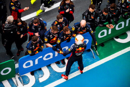 F1 | Red Bull, Christian Horner: “Oggi un passo avanti nella lotta alle Mercedes”