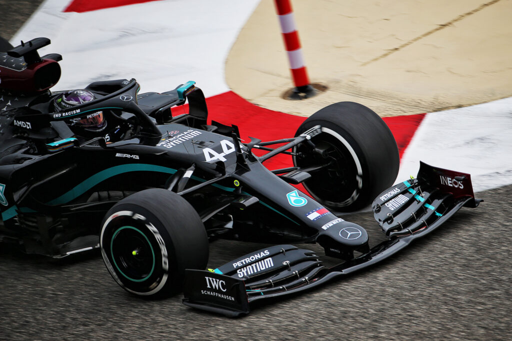 F1 | Mercedes, Lewis Hamilton davanti a tutti: “Dobbiamo ancora lavorare sul bilanciamento”