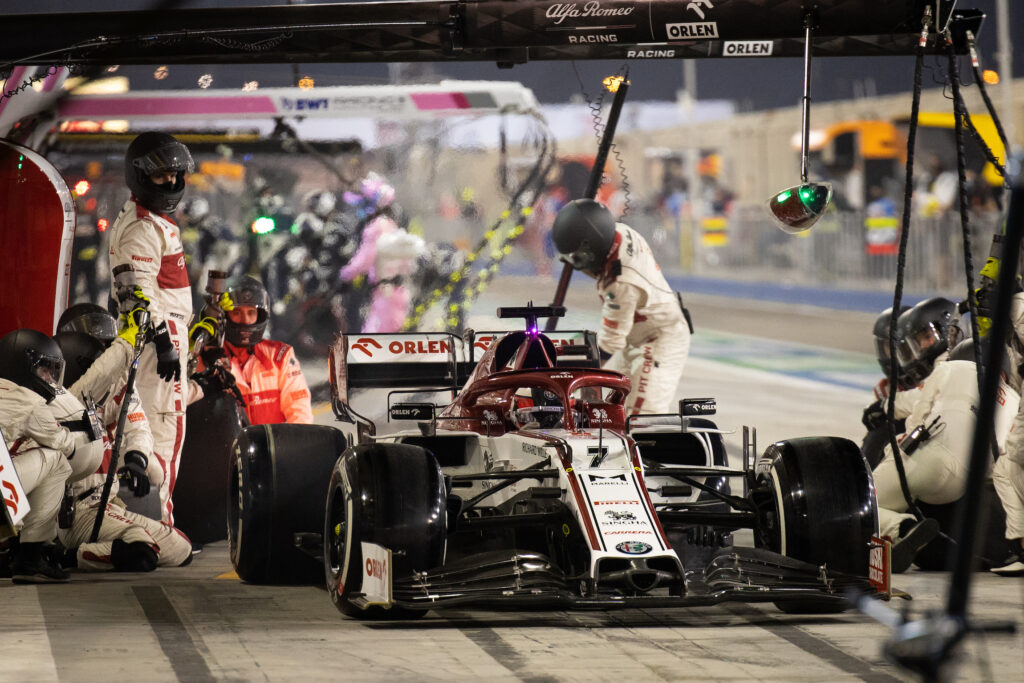 F1 | Alfa Romeo, Kimi Raikkonen: “La vettura era troppo danneggiata”