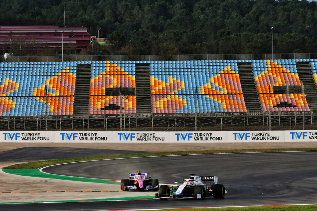 F1 | GP Turchia, la scivolosità della pista penalizza la raccolta dati delle squadre