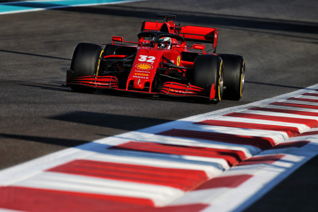F1 | Ferrari, esordio positivo per Shwartzman e Fuoco nei test di Abu Dhabi