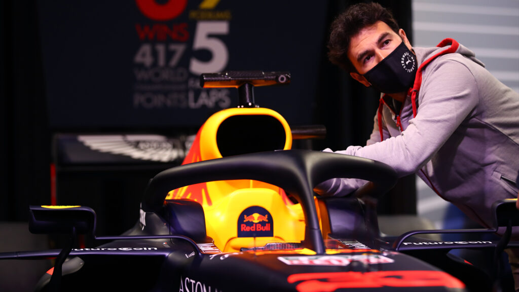 F1 | Red Bull, Horner: “Ci aspettiamo che Perez lotti con Verstappen e che avvicini le Mercedes”